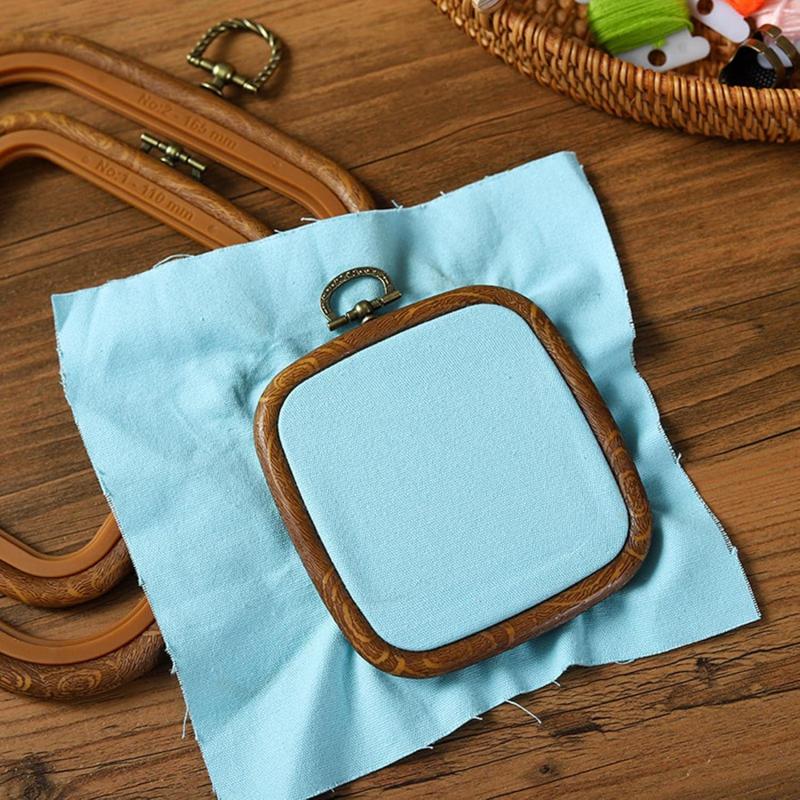 طارة تطريز مربعة بتأثير خشبي بلاستيك مرن لعرض أعمال التطريز